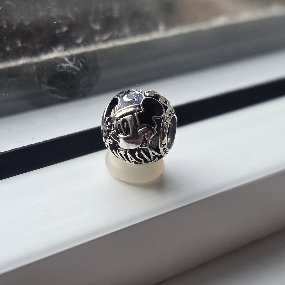 Pandora Disney Park charm